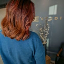 Dimensional ColoR & Cut