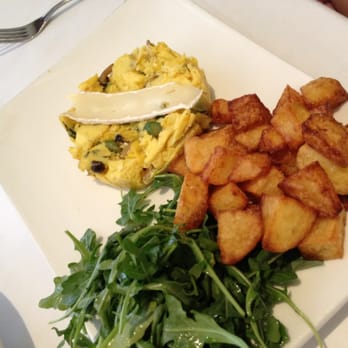 Town Hall - Farmers scramble - New American Near Me - San Francisco, California