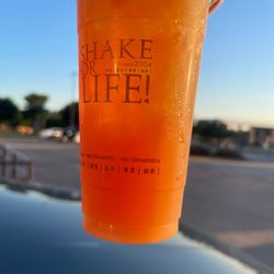 Ding Tea - Fort Worth - Apparently, asking for 25% ice gets you EXTRA ice at this establishment.