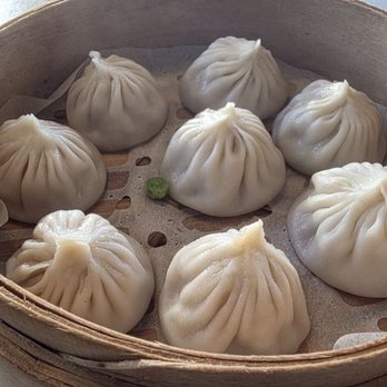 Mimi Garden - Kurobuta pork soup Xiao Long Bao (XLB) - amazing - Dim Sum Near Me - Newport Beach, California Mimi Garden - Kurobuta pork soup Xiao Long Bao (XLB) - amazing - Dim Sum Near Me - Newport Beach, California