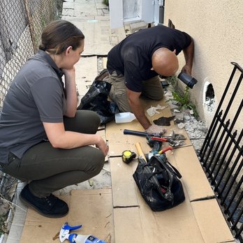 Aesthetic Wildlife Control - Rene and Lindsey. - Wildlife Control Near Me - Long Beach, California
