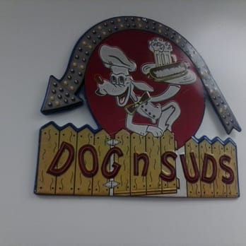 Franky's - Dog n suds sign - Hot Dogs Near Me - St. Charles, Illinois