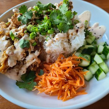 Caracara Asian Tapas + Tacos - Crispy chicken bowl - Tapas/Small Plates Near Me - Dunedin, Florida