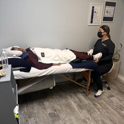 Medical Biomagnetism Angelica Vazquez - Brought my mom to get biomagnetism therapy and has work so well that today I brought my aunt diabetes and her eyesight.
