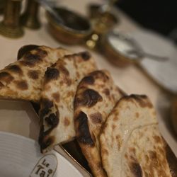 Le Taj - Paneer Naan