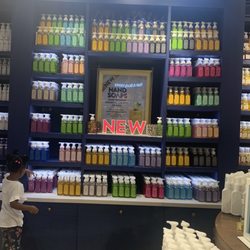 Bath & Body Works - Big selection of new fall fragrance