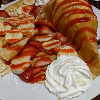White Rabbit Dessert Experience - Strawberry banana crepe with vanilla ice cream - Desserts Near Me - Tonawanda, New York White Rabbit Dessert Experience - Strawberry banana crepe with vanilla ice cream - Desserts Near Me - Tonawanda, New York