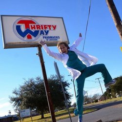 Courtney's Thriftyway Pharmacy