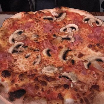 Chianalea - Funghi and Porscutto Pizza - Italian Near Me - Zürich, ZH