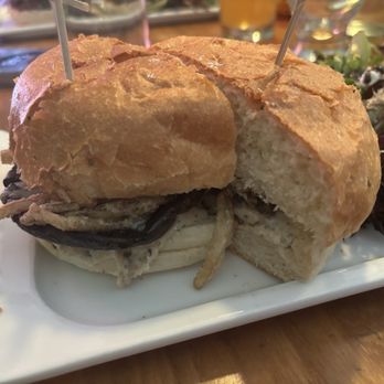 Cascata Bistro - Portobello sandwich au jus - Italian Near Me - Carlisle, Ontario Cascata Bistro - Portobello sandwich au jus - Italian Near Me - Carlisle, Ontario