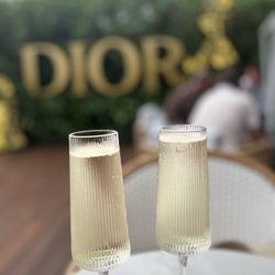 Dior Cafe