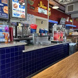 Willie's Grill & Icehouse - Drinks