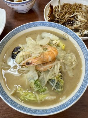 Manna Noodle House by null