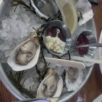 Hook & Anchor - Freshest oysters - Seafood Near Me - Costa Mesa, California Hook & Anchor - Freshest oysters - Seafood Near Me - Costa Mesa, California