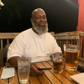 Steam Pub - Steam Pub outdoor dining on the deck - New American Near Me - Southampton, Pennsylvania