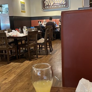 Myrtle's Chicken + Beer - Southern Near Me - Knoxville, Tennessee