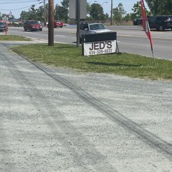 Jed’s - Sign
