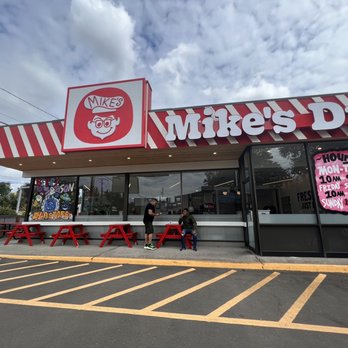 Mike’s Drive-In - Exterior seating - Diners Near Me - Tigard, Oregon Mike’s Drive-In - Exterior seating - Diners Near Me - Tigard, Oregon