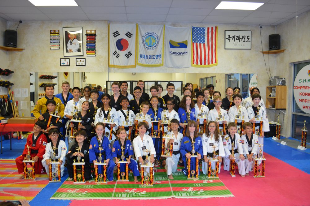 Victory Tae Kwondo Logo