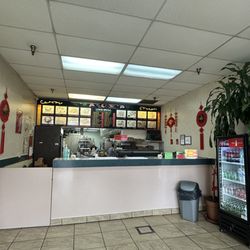King's Chinese Carryout - Front of the store
