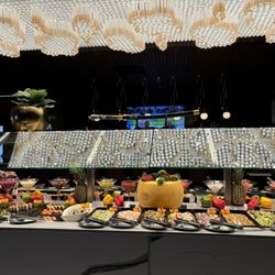 Show de Carnes - "Salad bar"; but much more; had sushi, shrimp, fruit and much more.
