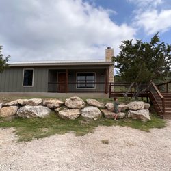 Neal's Lodges - Cabin