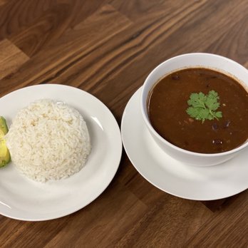 Café Andes - Beans with rice and avocado - Venezuelan Near Me - Newmarket, Ontario Café Andes - Beans with rice and avocado - Venezuelan Near Me - Newmarket, Ontario