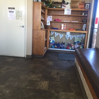 Tehachapi Veterinary Hospital - Office - Veterinarians Near Me - Tehachapi, California Tehachapi Veterinary Hospital - Office - Veterinarians Near Me - Tehachapi, California