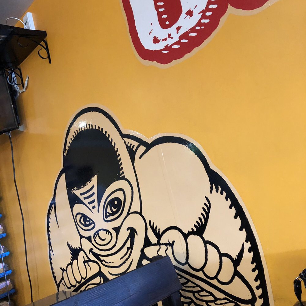 Tortas Chingonas - Dinning area - Mexican Near Me - Paramount, California Tortas Chingonas - Dinning area - Mexican Near Me - Paramount, California