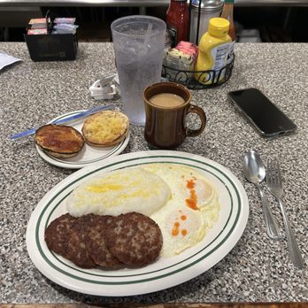 Johnny’s Diner - Casselberry - Morning grits, sausage and eggs. Coffee and water to keep you hydrated! - Diners Near Me - Casselberry, Florida Johnny’s Diner - Casselberry - Morning grits, sausage and eggs. Coffee and water to keep you hydrated! - Diners Near Me - Casselberry, Florida