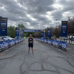 Start for the Urban 10 miler at that college near Casa Bonita.