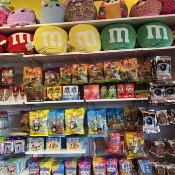 Sweet! - Candy Stores Near Me - Pigeon Forge, Tennessee