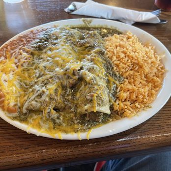 La Tapatia Mexican Grill - Chile Verde Enchiladas - Mexican Near Me - Fontana, California La Tapatia Mexican Grill - Chile Verde Enchiladas - Mexican Near Me - Fontana, California