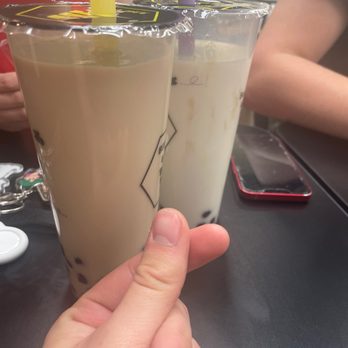 Boba Bee - lavender milk tea with classic boba - Bubble Tea Near Me - American Fork, Utah