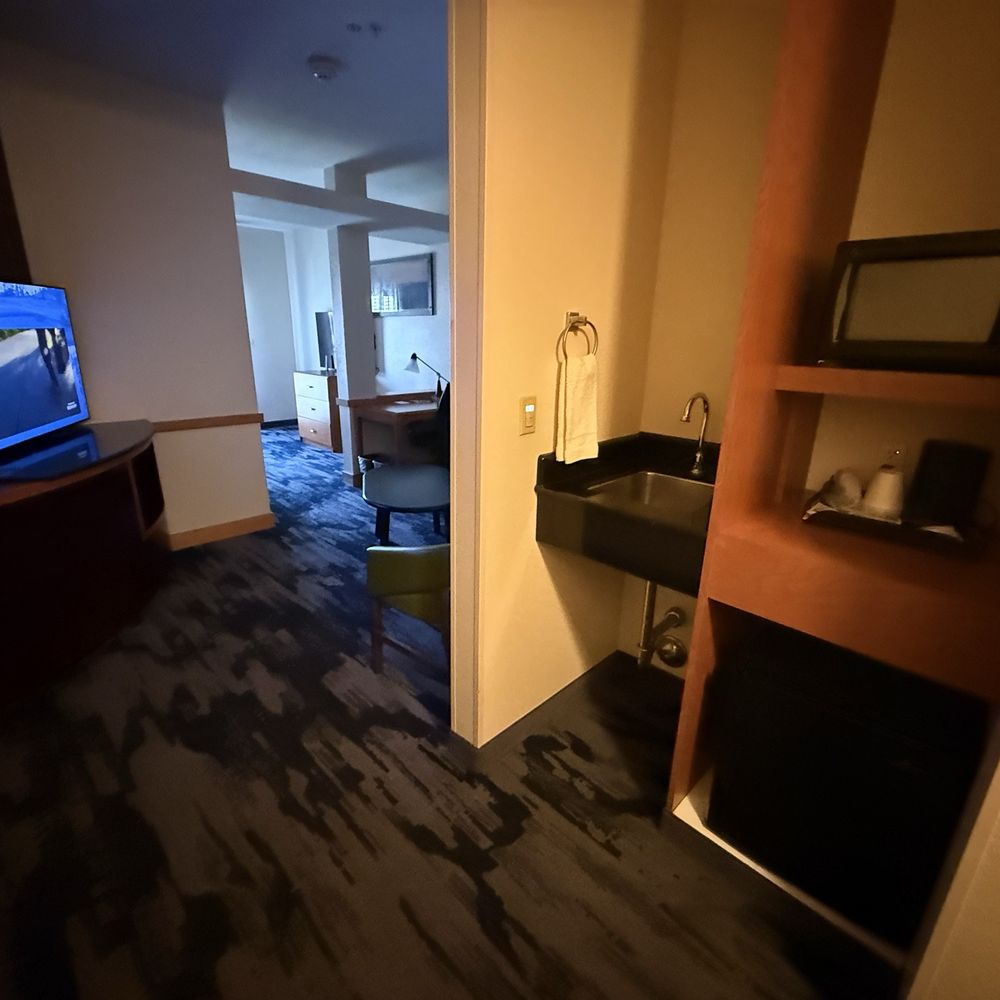 Fairfield by Marriott Inn & Suites Tehachapi - microwave and fridge - Hotels Near Me - Tehachapi, California Fairfield by Marriott Inn & Suites Tehachapi - microwave and fridge - Hotels Near Me - Tehachapi, California