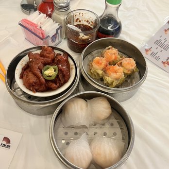 Ocean Palace - Har Gow Shrimp Dumpling, Shrimp and Pork Dumpling (shu mai), Chicken Feet with Black Bean Sauce - Dim Sum Near Me - Houston, Texas Ocean Palace - Har Gow Shrimp Dumpling, Shrimp and Pork Dumpling (shu mai), Chicken Feet with Black Bean Sauce - Dim Sum Near Me - Houston, Texas