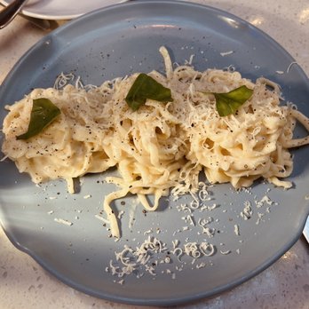 Al-Posto - Table side Linguini Alla Flora - Italian Near Me - Cincinnati, Ohio