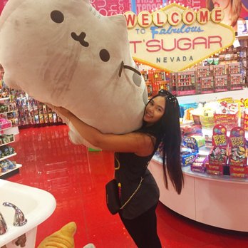 IT'SUGAR - Candy Stores Near Me - Las Vegas, Nevada