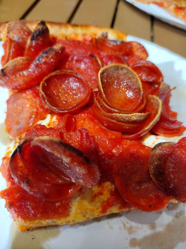 LITTLE ITALY PIZZA - Updated October 2025 - 206 Photos & 366 Reviews