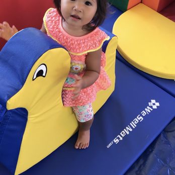 Keiki Climbers - Skyrah luvz the ducky!! - Bounce House Rentals Near Me Keiki Climbers - Skyrah luvz the ducky!! - Bounce House Rentals Near Me