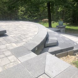 LEON CONSTRUCTION  - Pavers