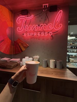 Tunnel Espresso PVM by null