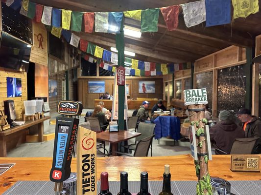 Rainier BaseCamp Bar & Grill by null