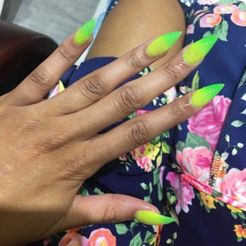 Lavish Nail Bar - The changing colors all the time to is a true delight - Nail Salons Near Me - Miramar, Florida