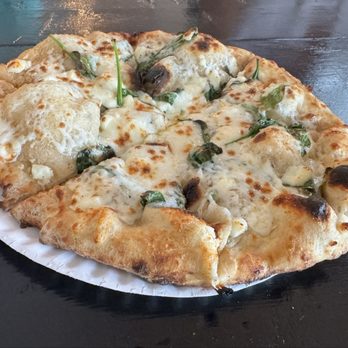 Good News Brewing - Vampire Deathwish Pizza - hot from the oven, tasty pie to compliment a cold one - Brewpubs Near Me - Wildwood, Missouri