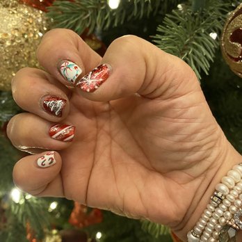 EM Beauty Nail Spa - Holiday Nail Art Emily - Nail Salons Near Me - Millbrae, California EM Beauty Nail Spa - Holiday Nail Art Emily - Nail Salons Near Me - Millbrae, California