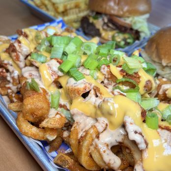 Nash Up Chick - Jungle Fries - Food Trucks Near Me - Houston, Texas