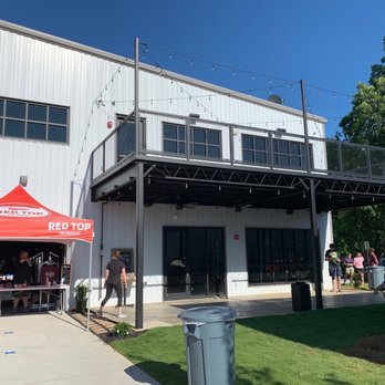 Red Top Brewhouse - Brewpubs Near Me - Acworth, Georgia