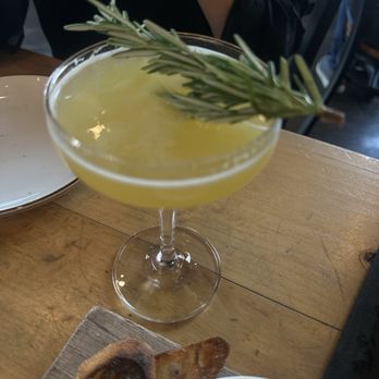 Attraversiamo - Oaxacan in Sunshine - Cocktail Bars Near Me - Brentwood, California