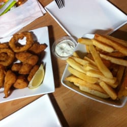 West End Fish Market - Hot seafood box